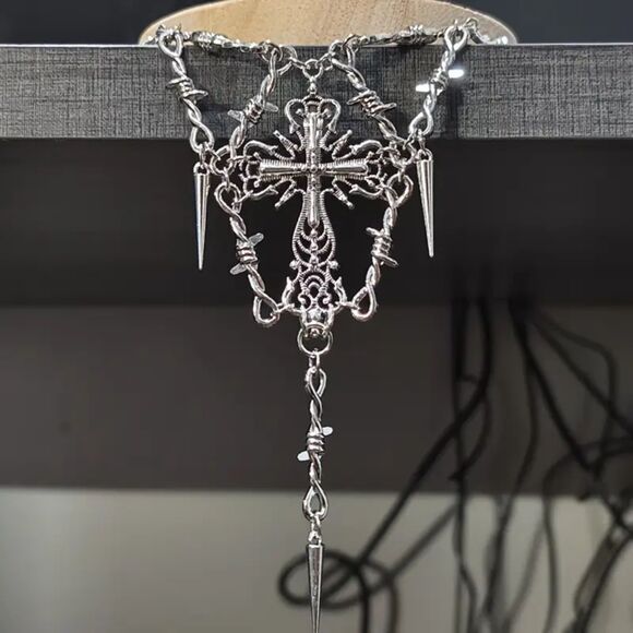 Gothic Goth Emo Punk Silver Barbed Wire Cross Choker Necklace Pendant - Picture 4 of 4